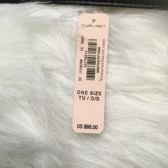 NWT Victoria Secret large zippered tote - Picture 5 of 6